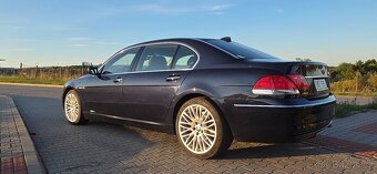 BMW e66 760 li - 6