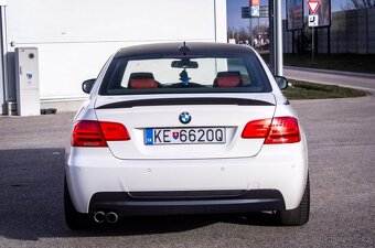 BMW E92 330d xDrive 180kw AT/6 2010 - 6