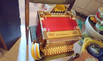 Prodám HELIGONKU HLAVÁČEK B ES As - 6