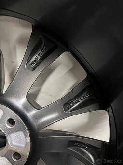 Kodiaq R19 Nová zimní sada Crater - 6