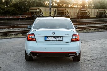 Škoda Octavia, 2.0 TDI RS DSG 135kW - 6