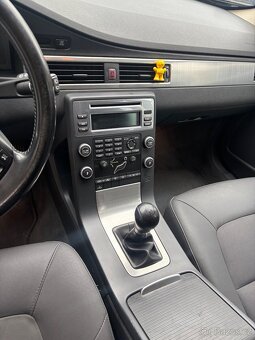 Volvo V70 2.4D - 6