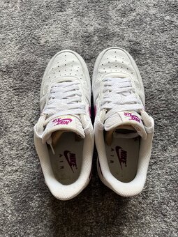 Nike Air force 1 Vel 38,5 - 6