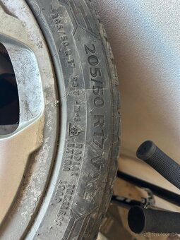 Kola 4x , 205/50 R17 + zimní pneu 8mm , originál Audi A3 - 6