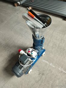 Peletovací lis, granulovač typ PL150 4 kW, zesílené válce - 6