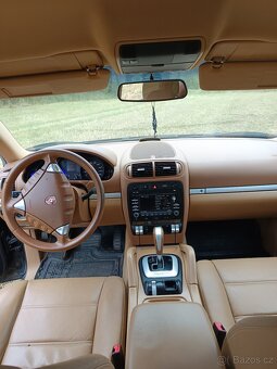 Porsche Cayenne 3.0 nafta - 6