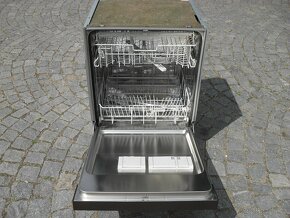 MIELE VESTAVNÁ MYČKA,PŘIHRÁDKA NA PŘÍBORY,LCD,TURBO,TOP ZNAČ - 6