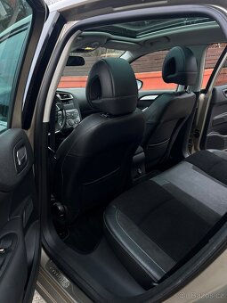Citroën C4 1.6 HDi AUTOMAT Exclusive 2012 Bluetooth PDC - 6