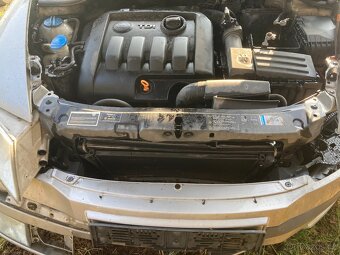 Škoda Octavia 1.9 diesel - havarovaná - 6