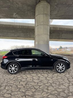 Infiniti EX37 - 6
