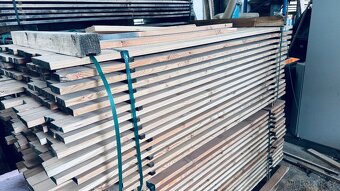 Modřínový hoblovaný plot SLEVA posledních 15 polí - 6