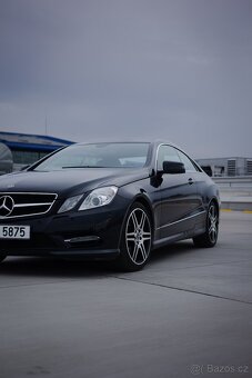 Mercedes-Benz E-Coupe 250 CGI 2012 - 6