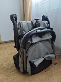 Sportovní kočárek Kinderkraft Apino šedý - 6