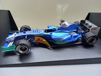 F1 SAUBER PETRONAS C24 2005 FELIPE MASSA MINICHAMPS 1:18 - 6