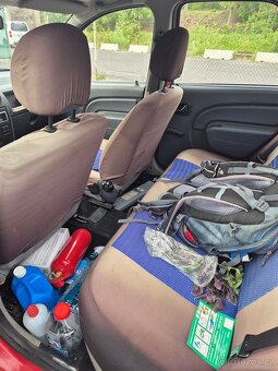 Dacia Logan červená 1,4 benzín k7j a7 - 6