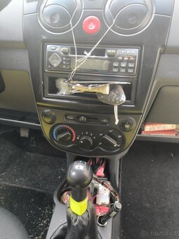 Prodám Chevrolet Spark - 6
