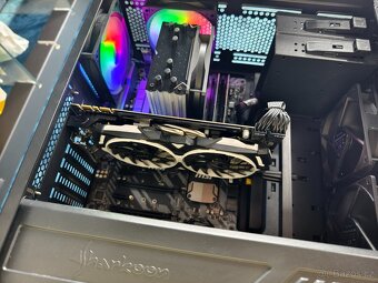 6ti jádro i5 8600K, 16GB, 1TB SSD, GTX1070Ti 8GB - záruka - 6
