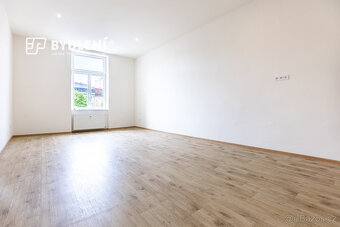Pronájem bytu 2+1 76,4m² - 6