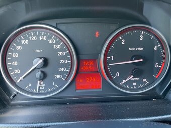 BMW e91 330d,170kw,manuál,205 tis.km. - 6