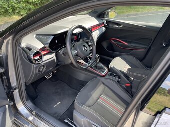 Škoda Fabia 1.0 TSI MONTE CARLO ZÁRUKA - 6