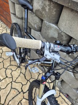 Scott Genius 40 – celoodpružené horské kolo - 6
