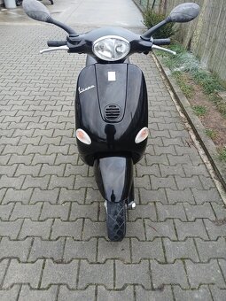 Piaggio Vespa ET4 125 - 6