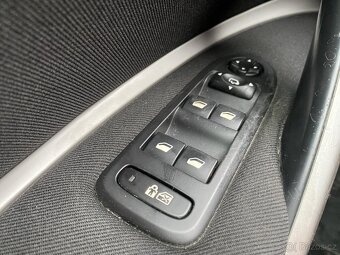 Citroën C5 2.0HDi , 103 kW nafta, 2011 - 6