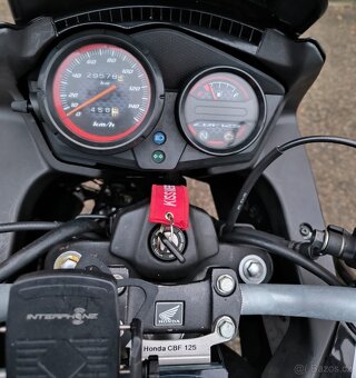 Honda 125 CBF - 6
