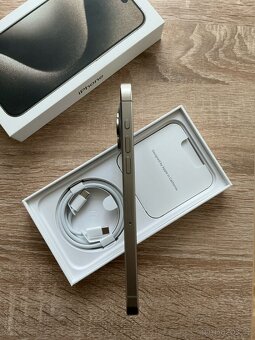 Apple iPhone 15 Pro Max 256 GB - 6