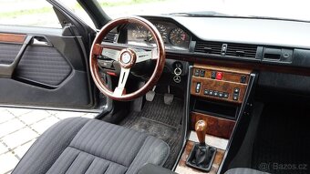 Mercedes - Benz W124 - 6