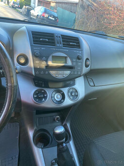 Toyota RAV 4, 2008, hezký stav - 6
