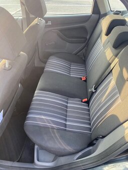Ford Focus 1.8 TDCI Combi - 6