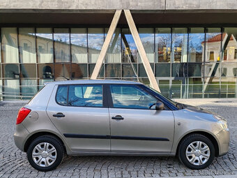 benzínová Škoda Fabia 2 .... velice pěkný stav 134000km - 6