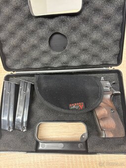 CZ 83 v ráží 7,65 Browning - 6