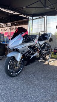 Honda CBR 600 F Sport - 6