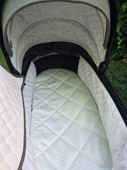 MOON PIÚ Black Matt Moss Green 2024 - 6