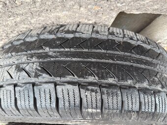 2ks zimní pneu 195/70/15 C - Nankang Snow SL-6 vzorek 8mm - 6