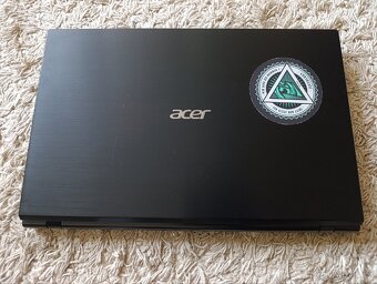 Herný notebook Acer Displej 17.3 Nvidia GeForce GT 750M - 6