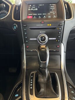 Prodám Ford S-Max rv 2017 - 6