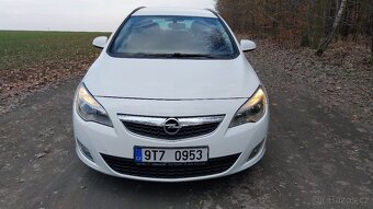 Opel Astra J 1.3TDCi - 6