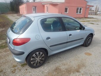 PEUGEOT 206, 1.4i - 6