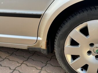 Škoda Superb,2.8 142kW - 6