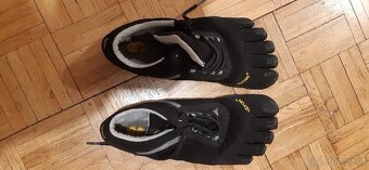 Fivefingers V-Trek Insulated 43 - 6