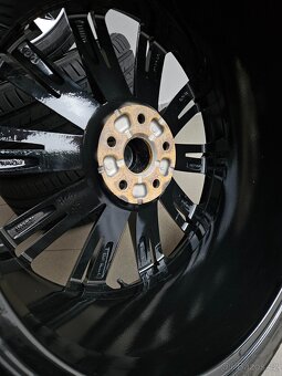 Orig. VW Verona 5x112 Letní 235/40/19 - Zánovní - 6
