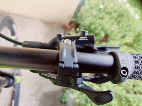 SUPERIOR XP 929 Karbon velikost M 17,5" - 6