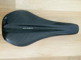 Pánské anatomické sedadlo na kolo zn. Specialized - 6