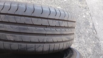 2ks letni pneu Sava 225/50-17 vzorek okolo 6,5mm - 6