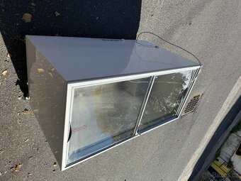 Prosklený pultový mrazák TEFCOLD IC400SC Plně funkční - 6