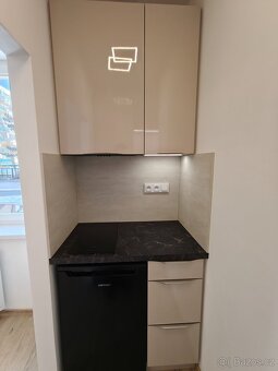 Prodám: byt po rekonstrukci 23 m, Jilemnického - 6