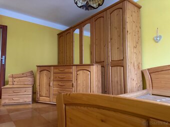 Celomasivní borovicová ložnice - 6